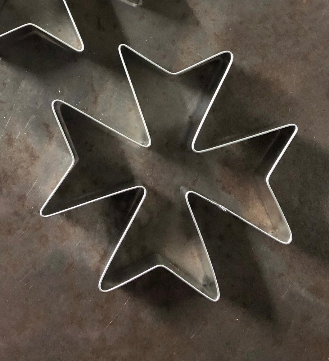 Maltese Cross 11cm