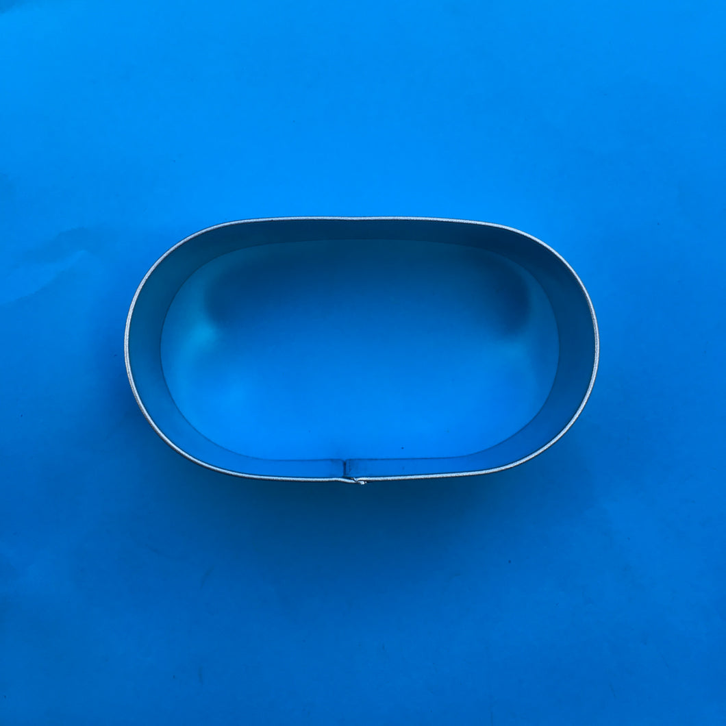Oval/Pill  7cm