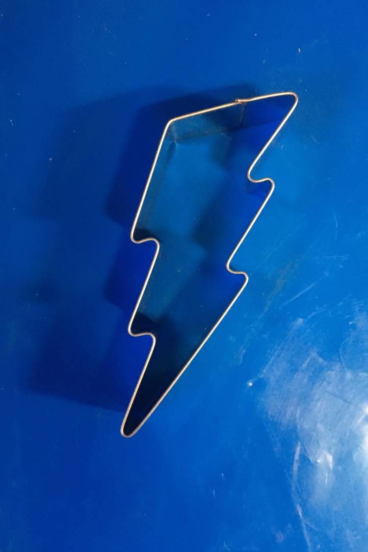 Lightning bolt