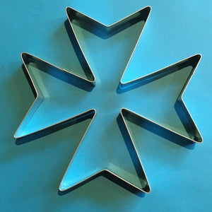 Maltese Cross 20cm Figolli